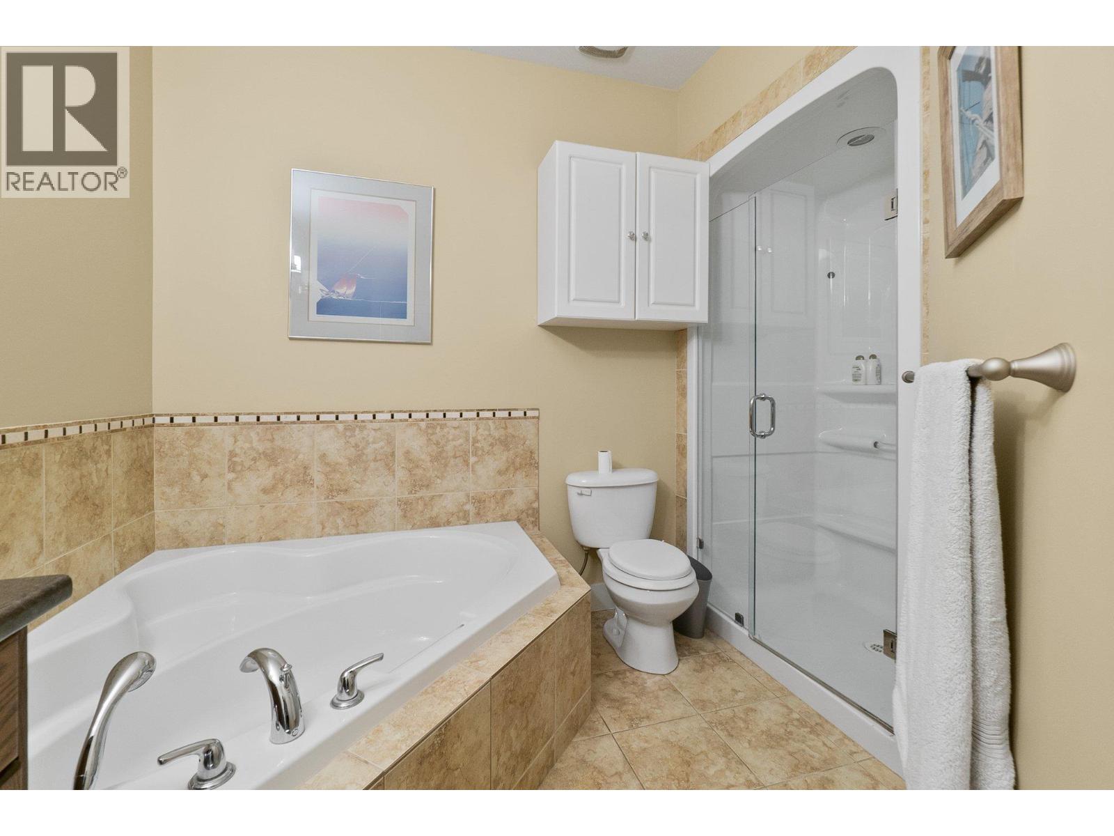 21 2421 Glacier Court, Kelowna