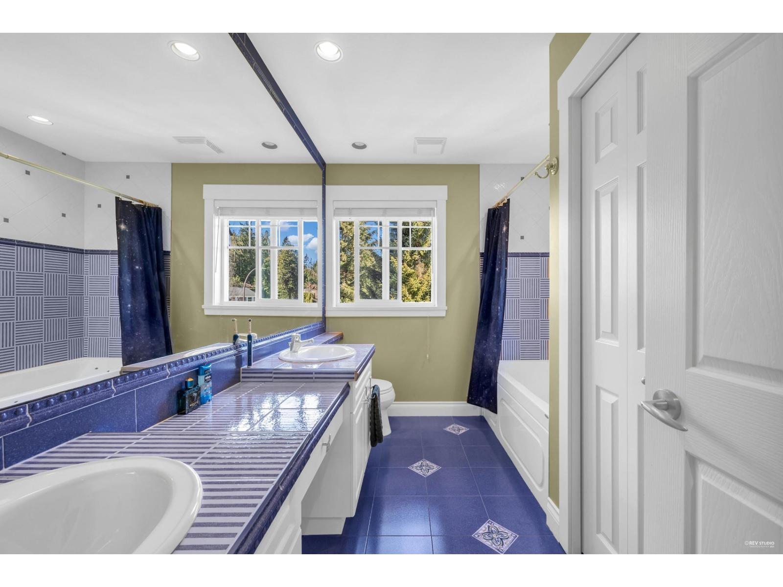 17377 28A AVENUE, Surrey