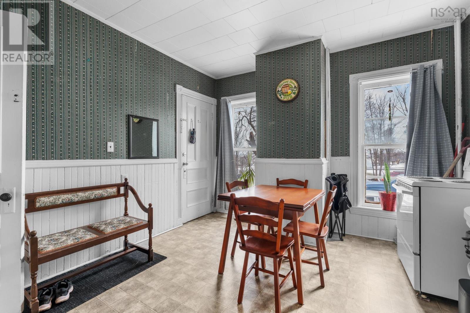 Property 35 of 45 of 105 Park Street