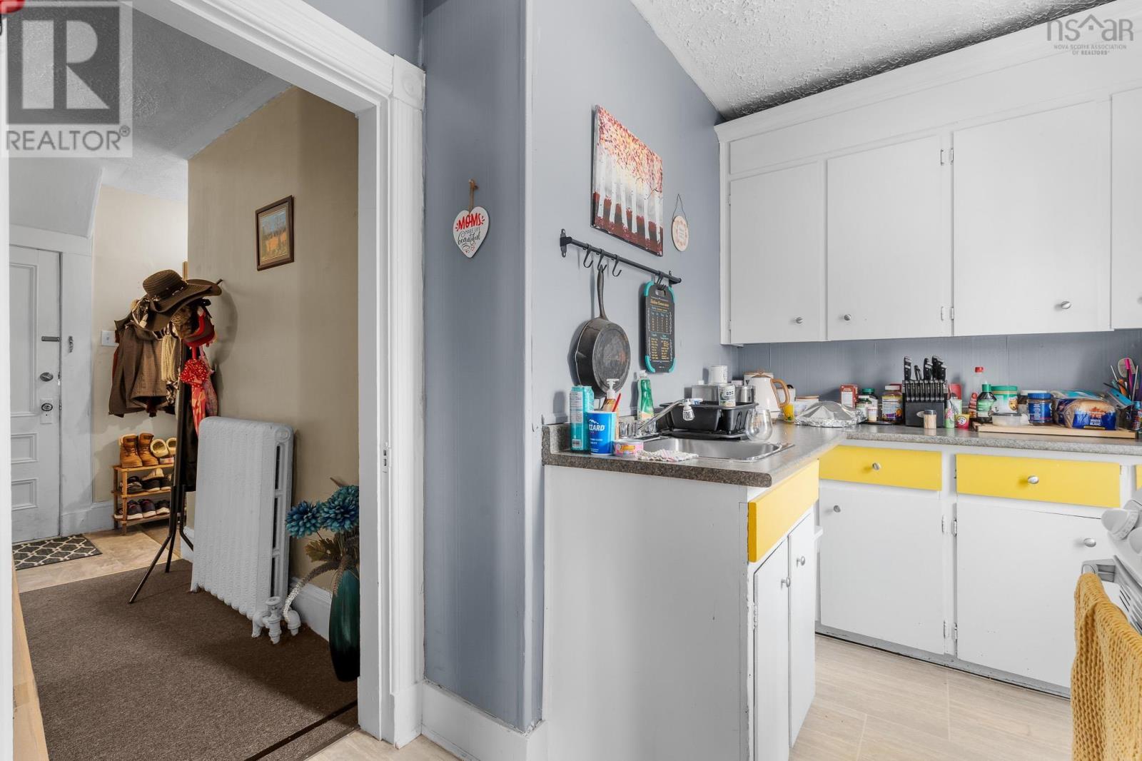 Property 8 of 45 of 105 Park Street