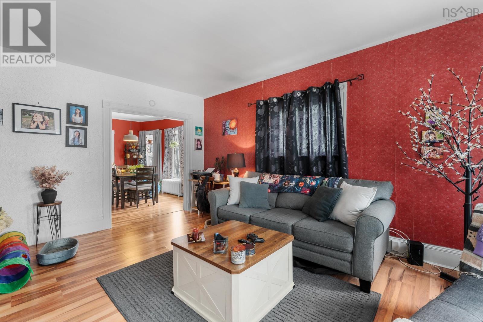 Property 4 of 45 of 105 Park Street