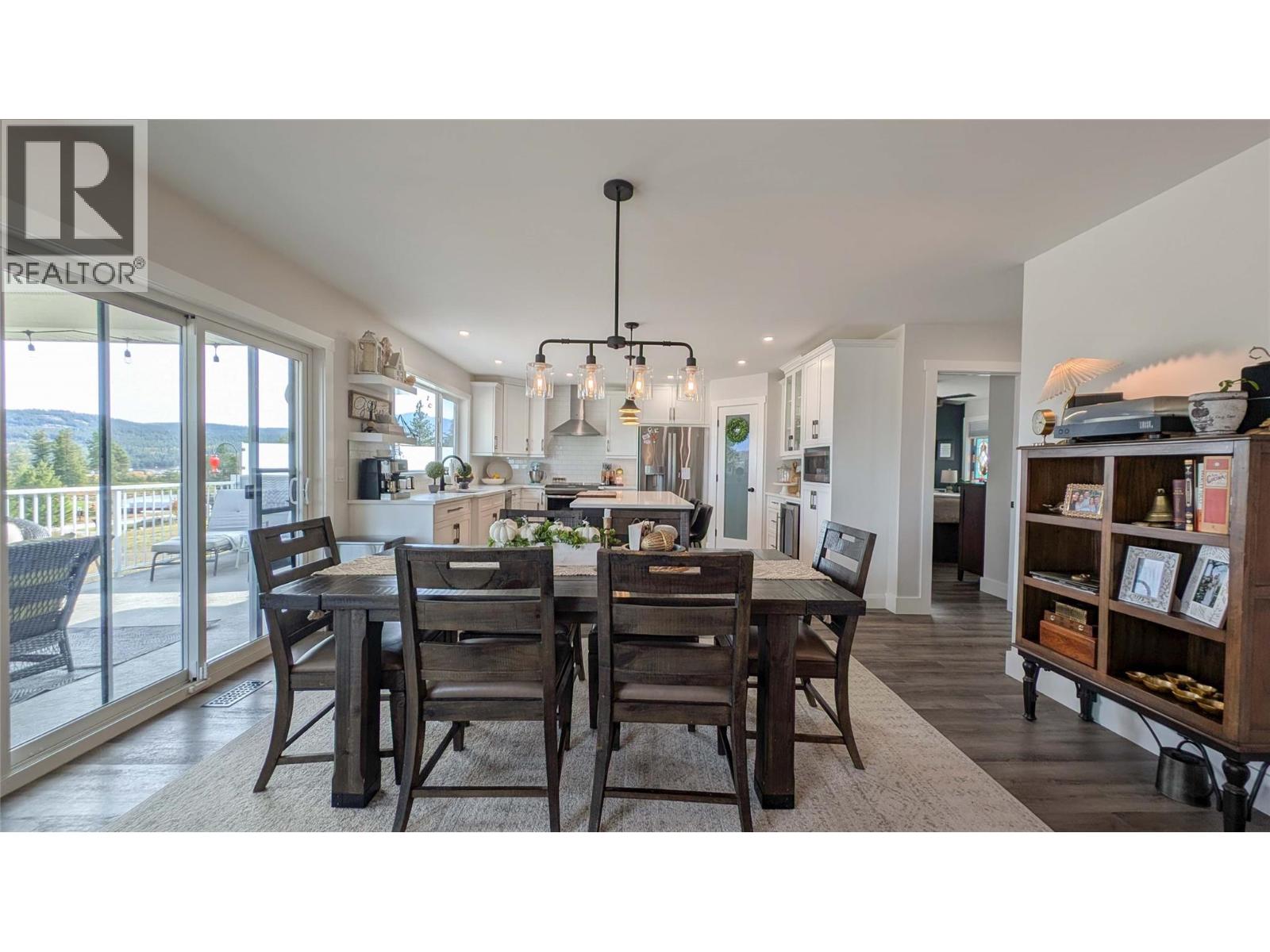 308 Legacy Lookout, Cranbrook