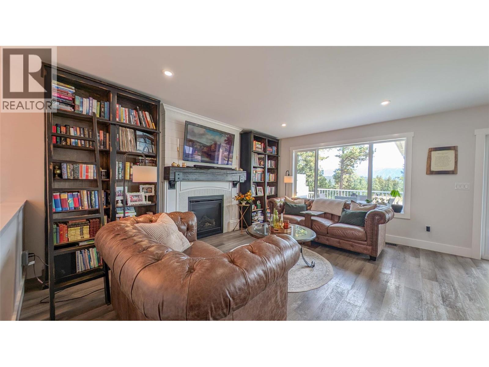 308 Legacy Lookout, Cranbrook