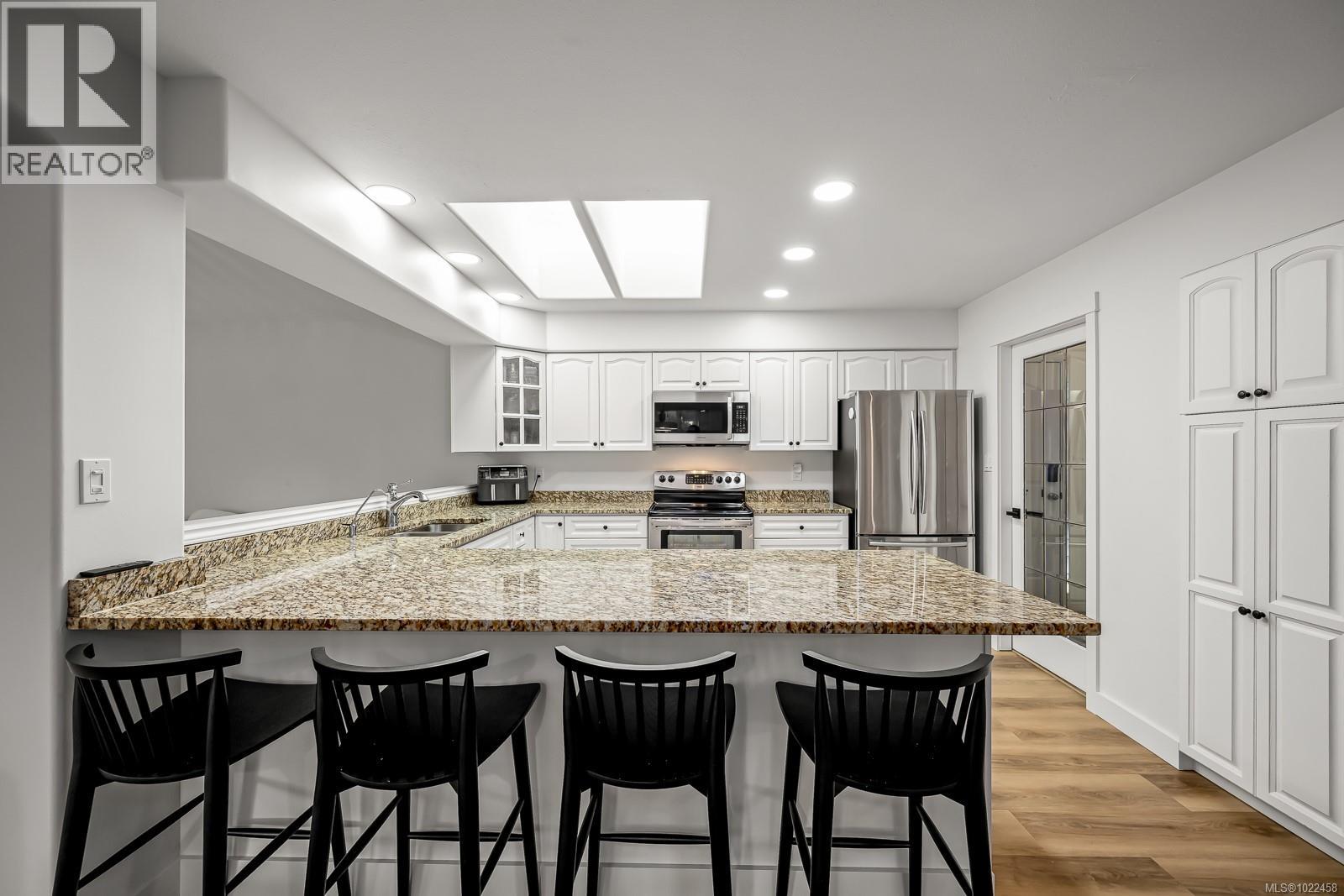 931 Crown Isle Dr, Courtenay