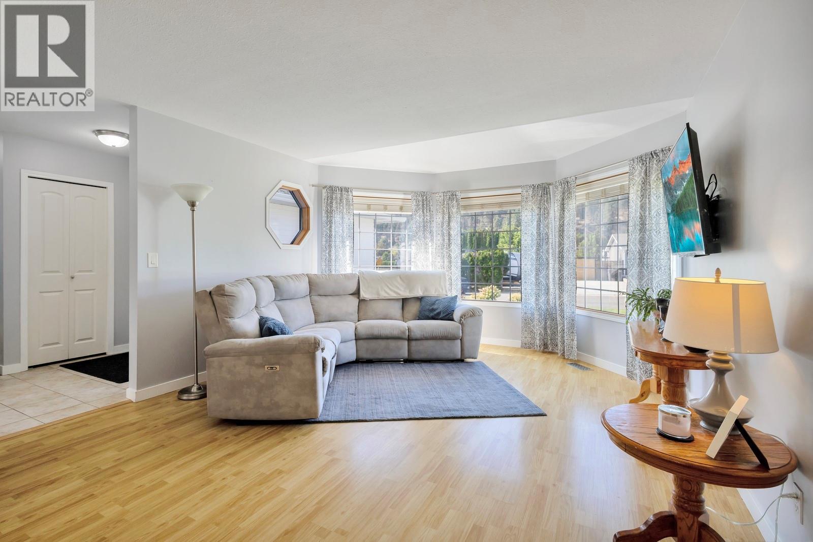  325 McTavish Road, Kelowna