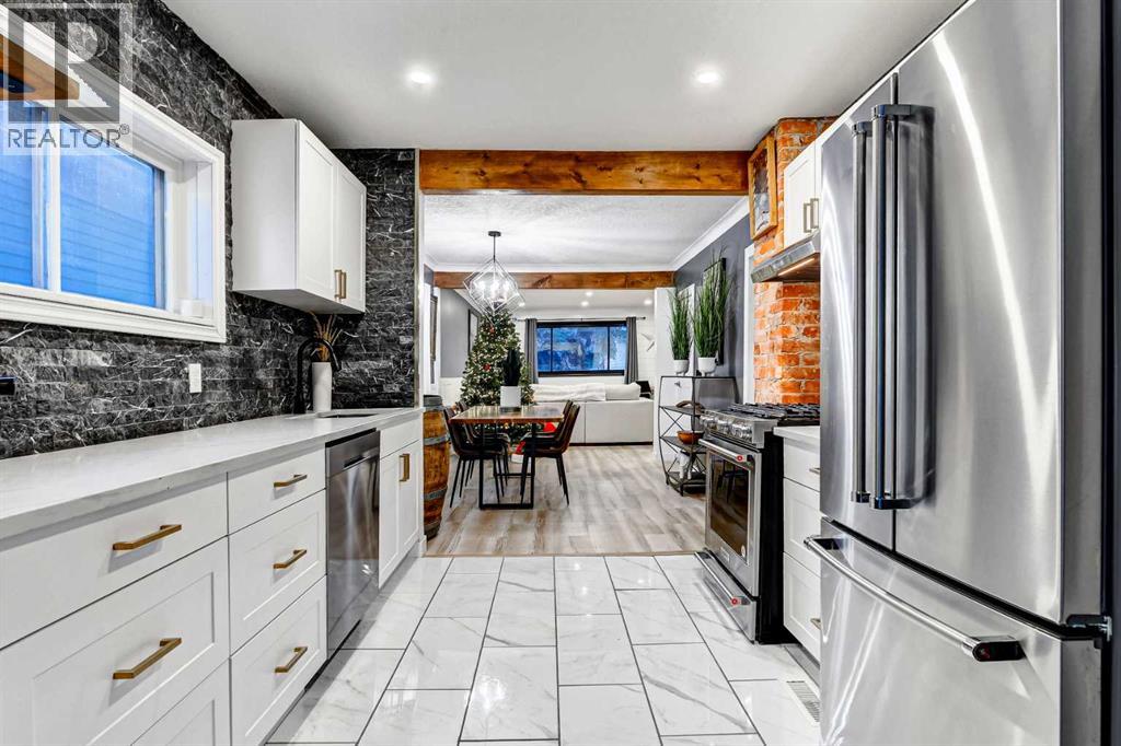 Single Family House for Sale in   Street SW Altadore Calgary 