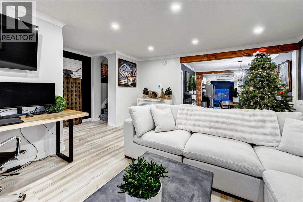 Single Family House for Sale in   Street SW Altadore Calgary 