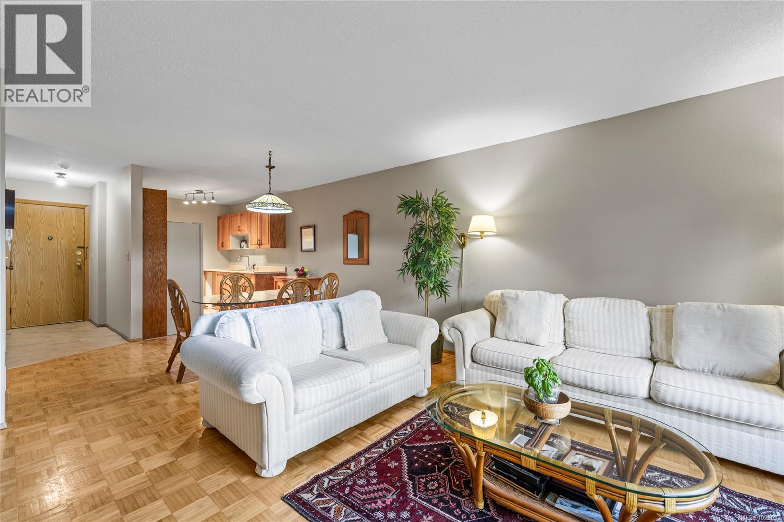 202 130 Sunningdale Rd E, Qualicum Beach