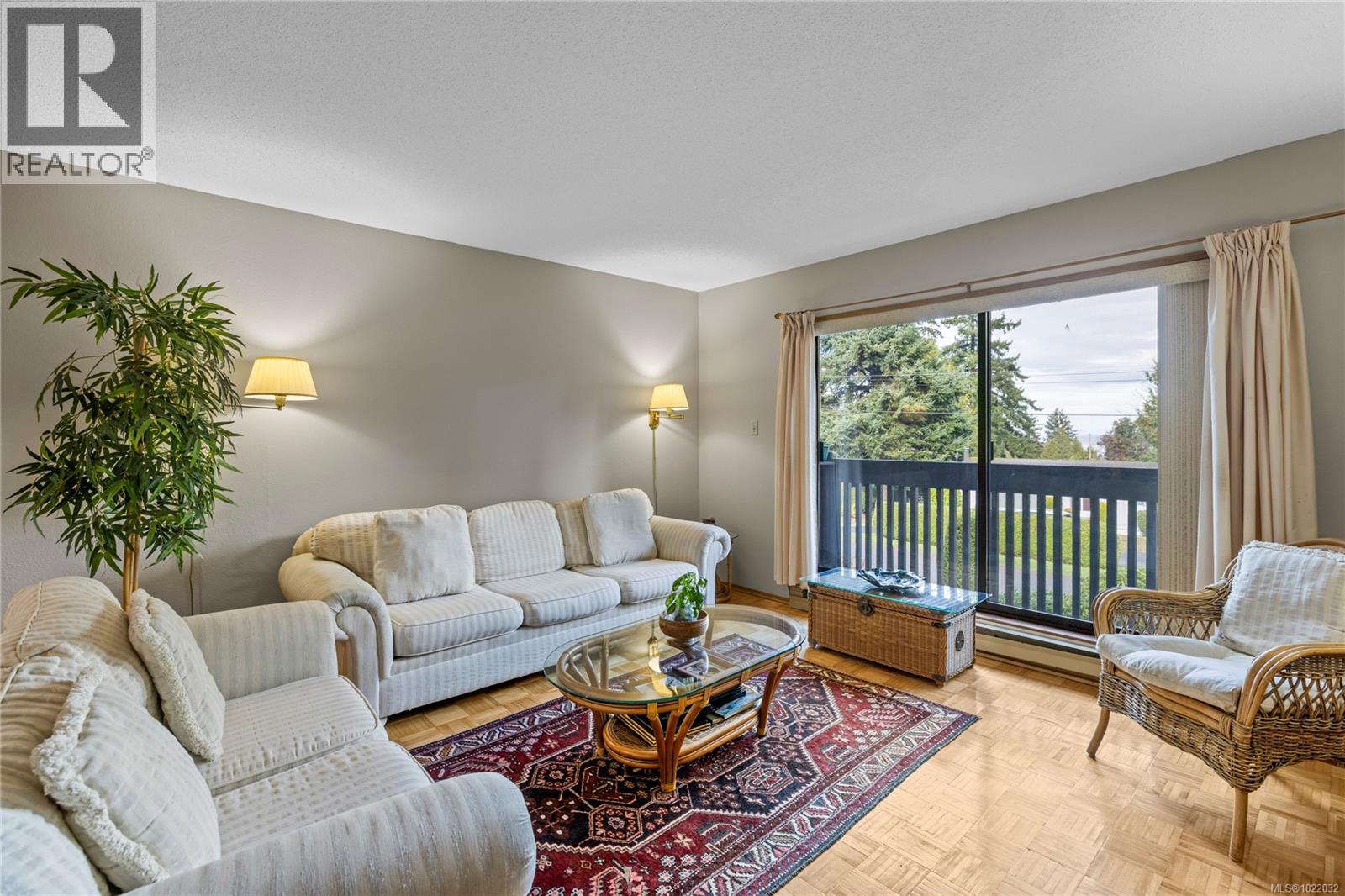 #202 130 Sunningdale Rd E - 2