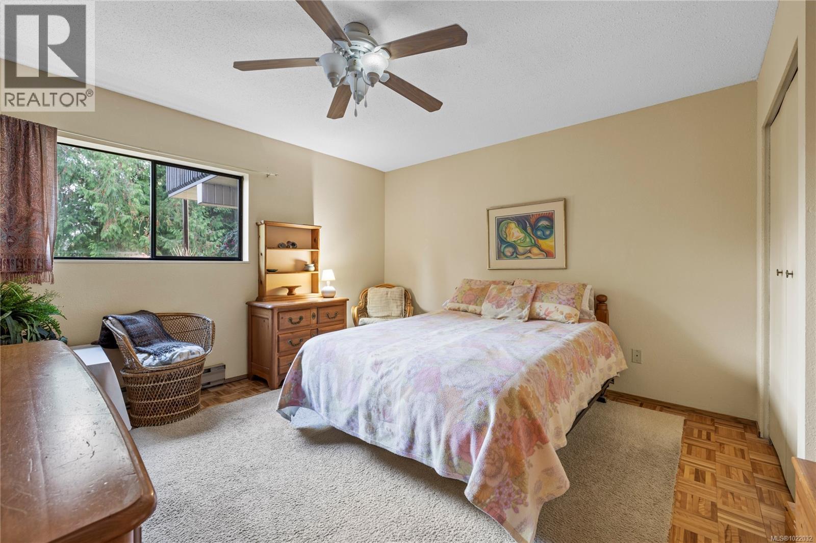 #202 130 Sunningdale Rd E - 5