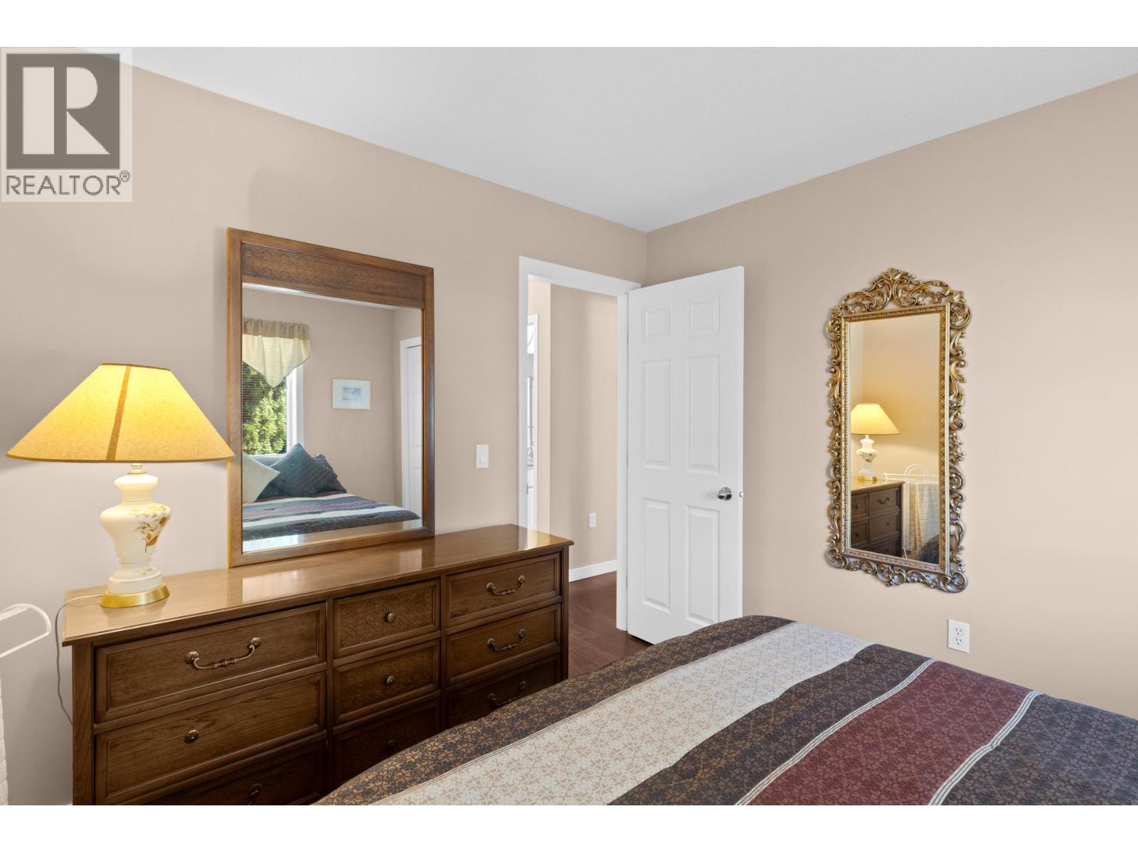 3786 Inglis Place, Peachland