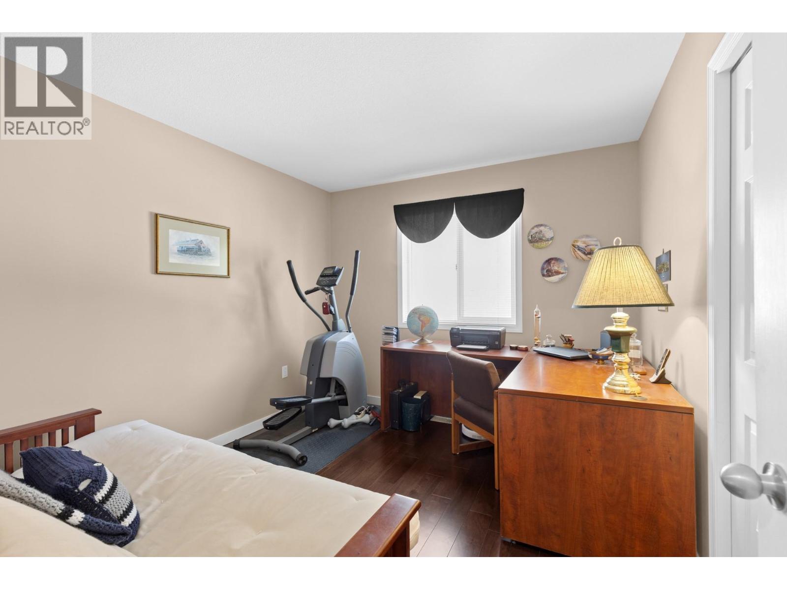 3786 Inglis Place, Peachland