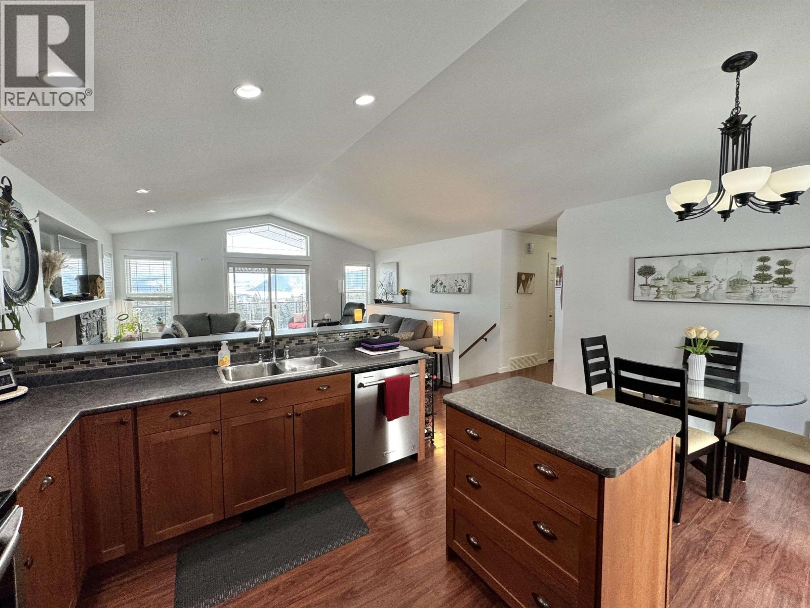 341 FOSTER WAY, Williams Lake