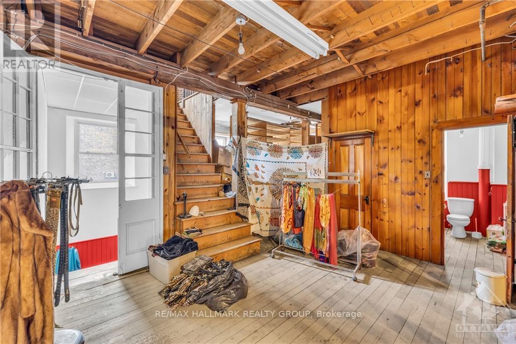 Studio for Rent in Ottawa – 2 GORE STREET E, Ottawa – By Peter Sagos - Image 21