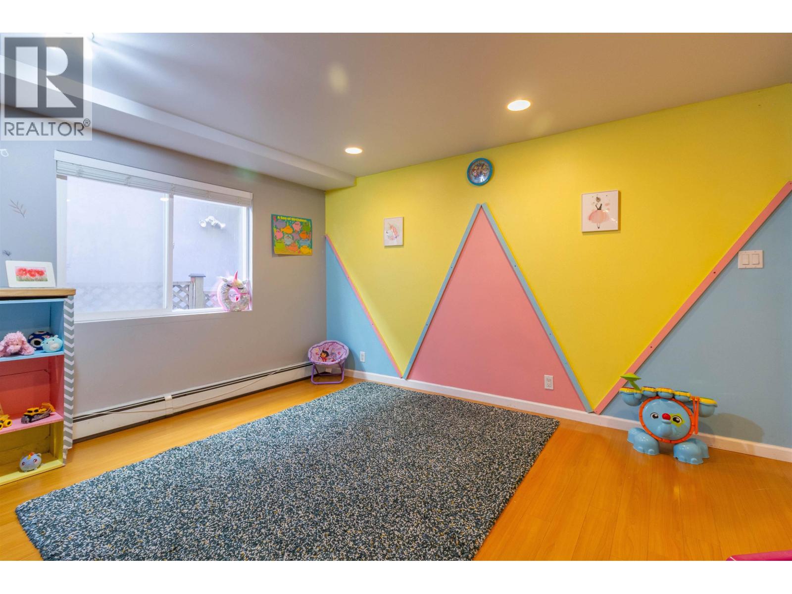 111 N FELL AVENUE, Burnaby