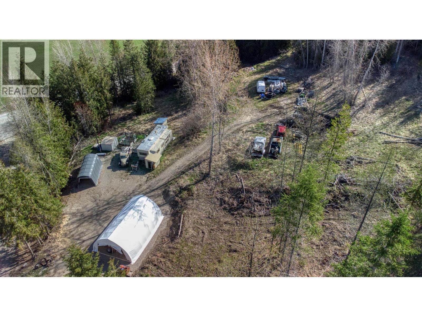 348 Creighton Valley Road, Lumby