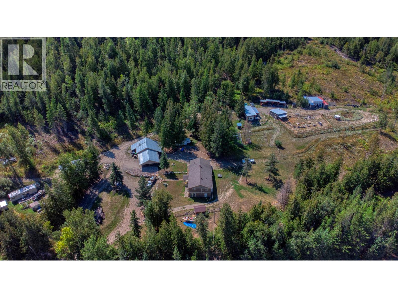 348 Creighton Valley Road, Lumby