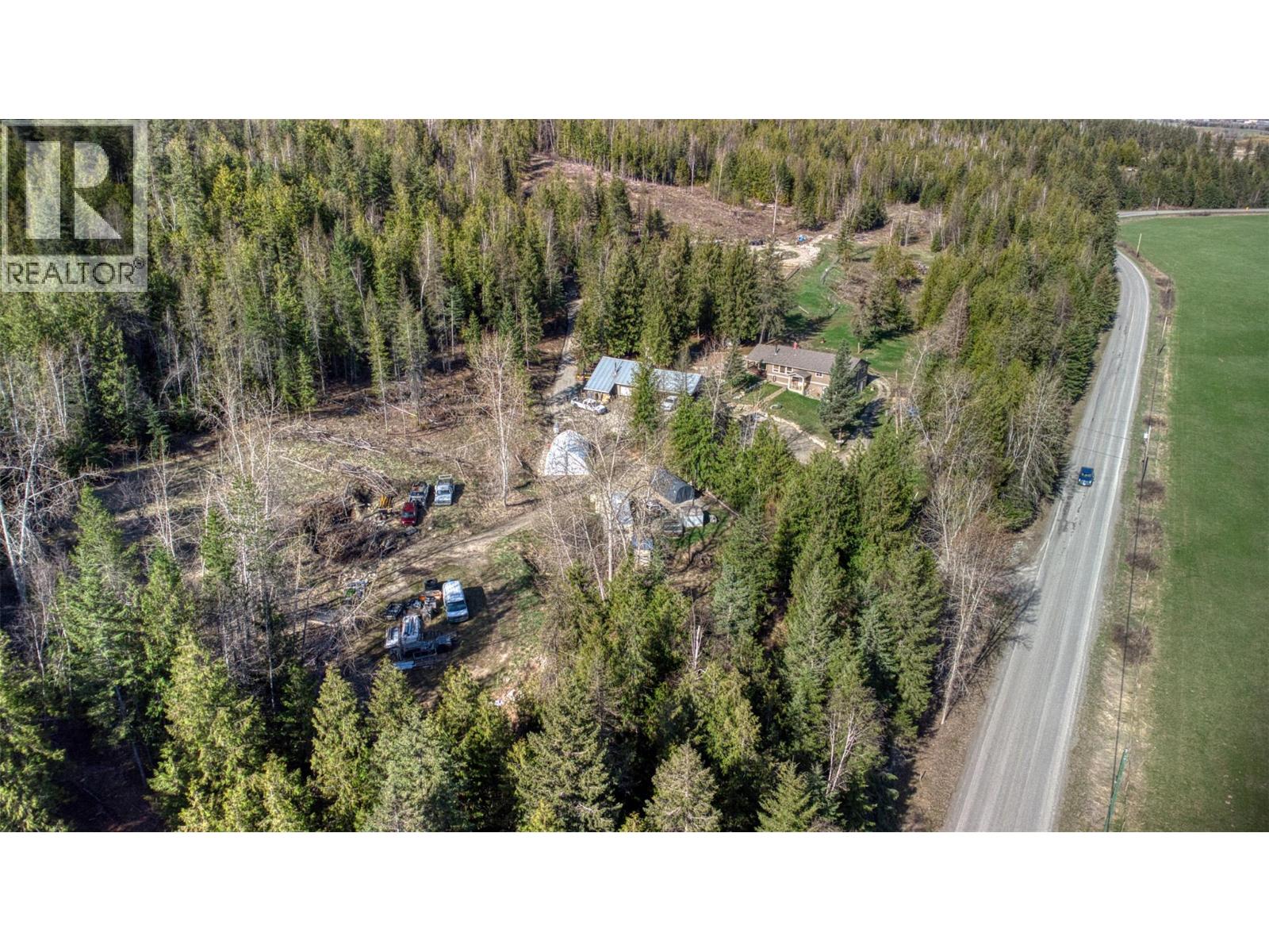 348 Creighton Valley Road, Lumby