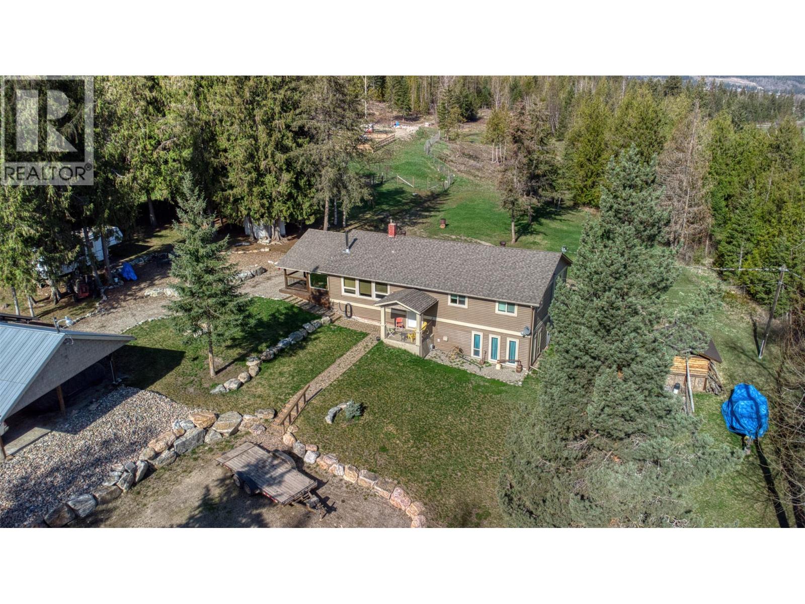 348 Creighton Valley Road, Lumby