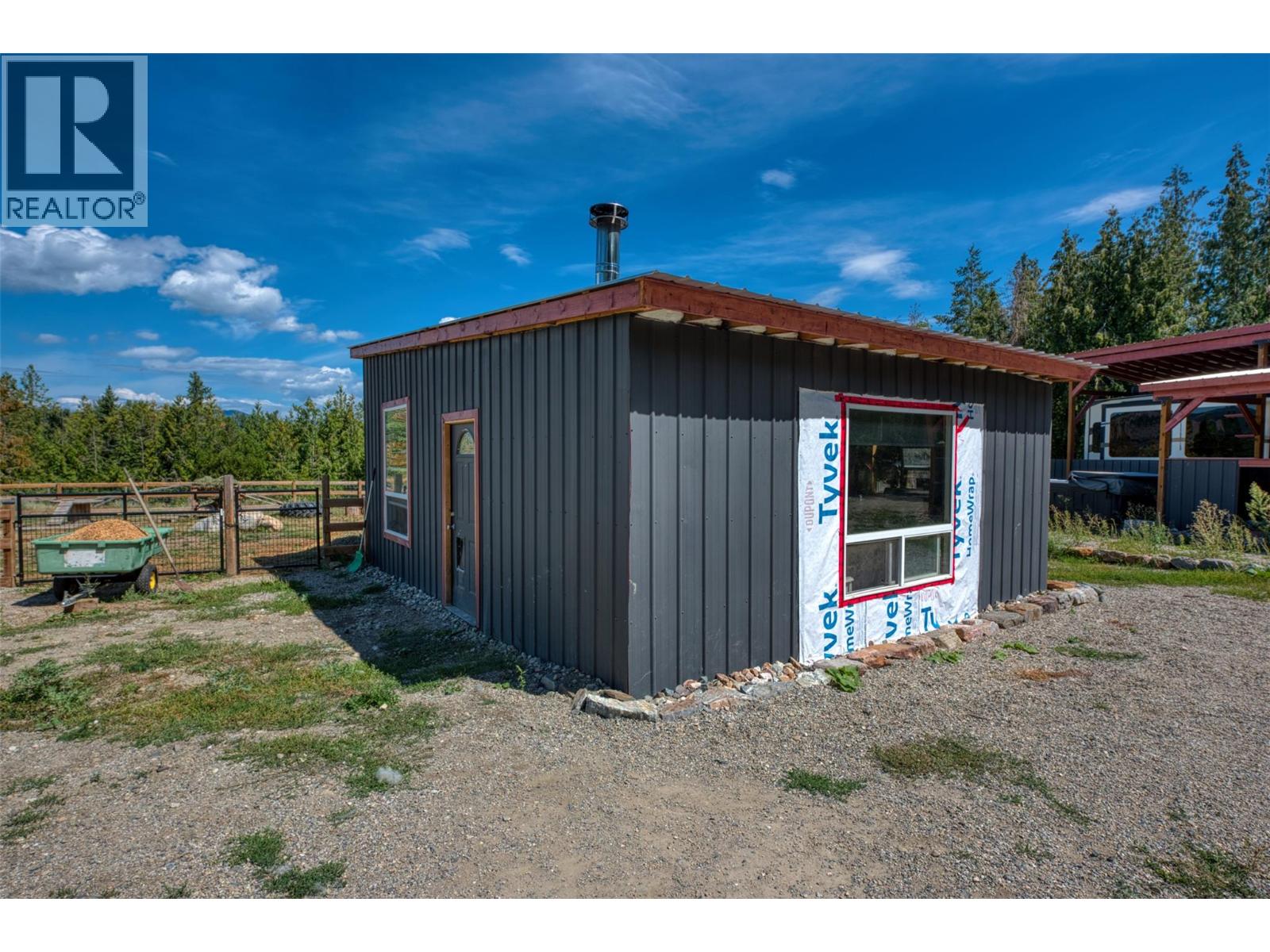 348 Creighton Valley Road, Lumby