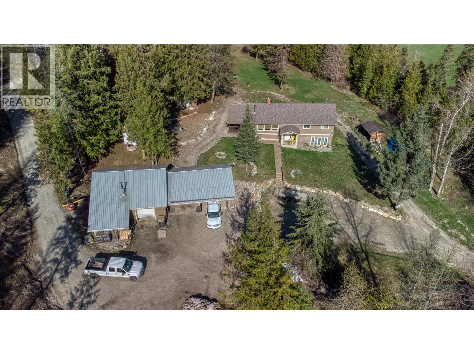 348 Creighton Valley Road, Lumby