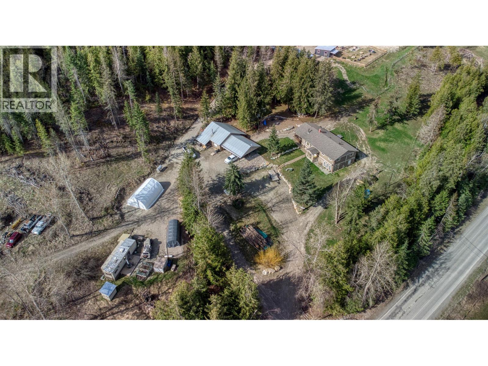 348 Creighton Valley Road, Lumby