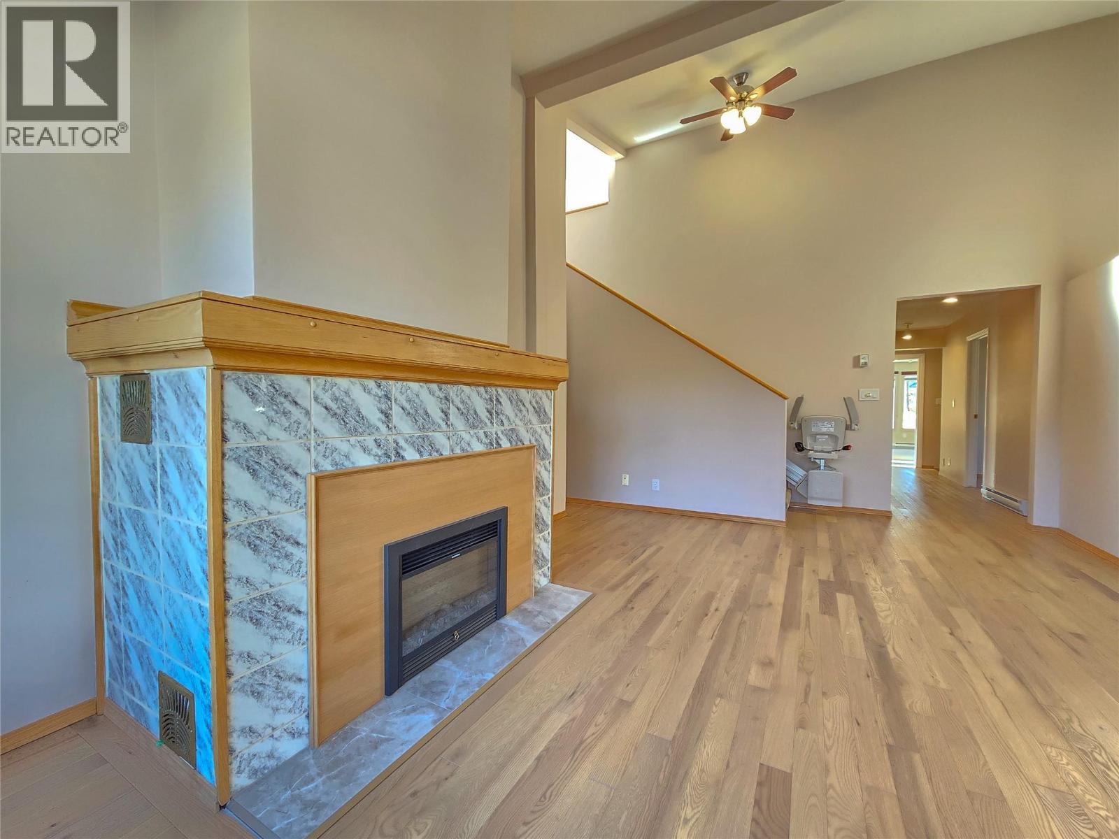 402 12th Avenue, Invermere