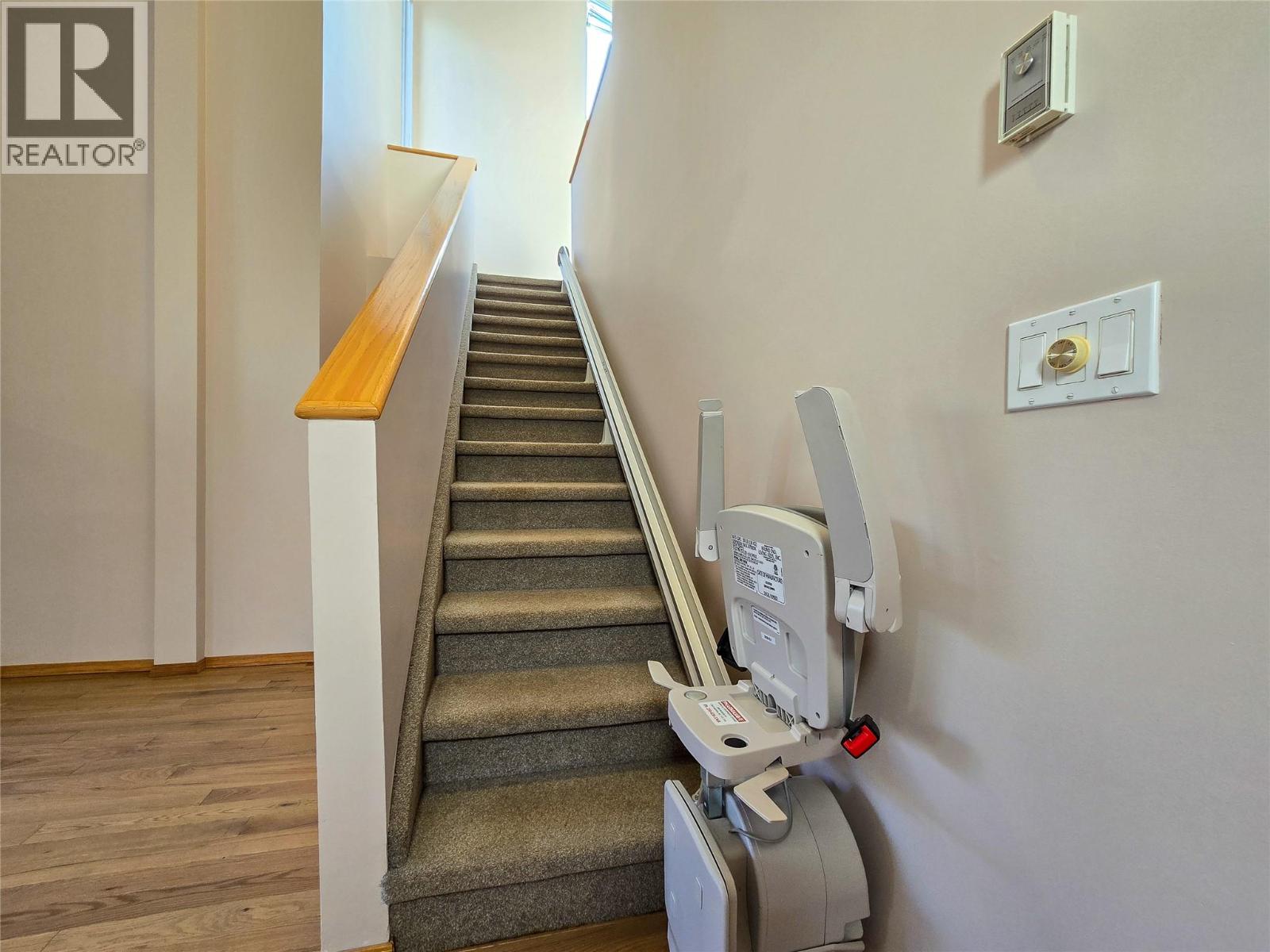 402 12th Avenue, Invermere