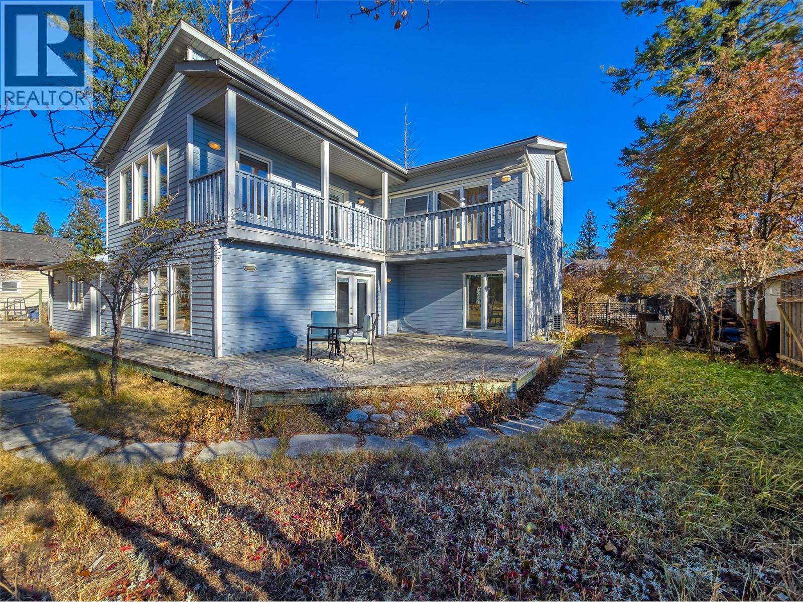 402 12th Avenue, Invermere
