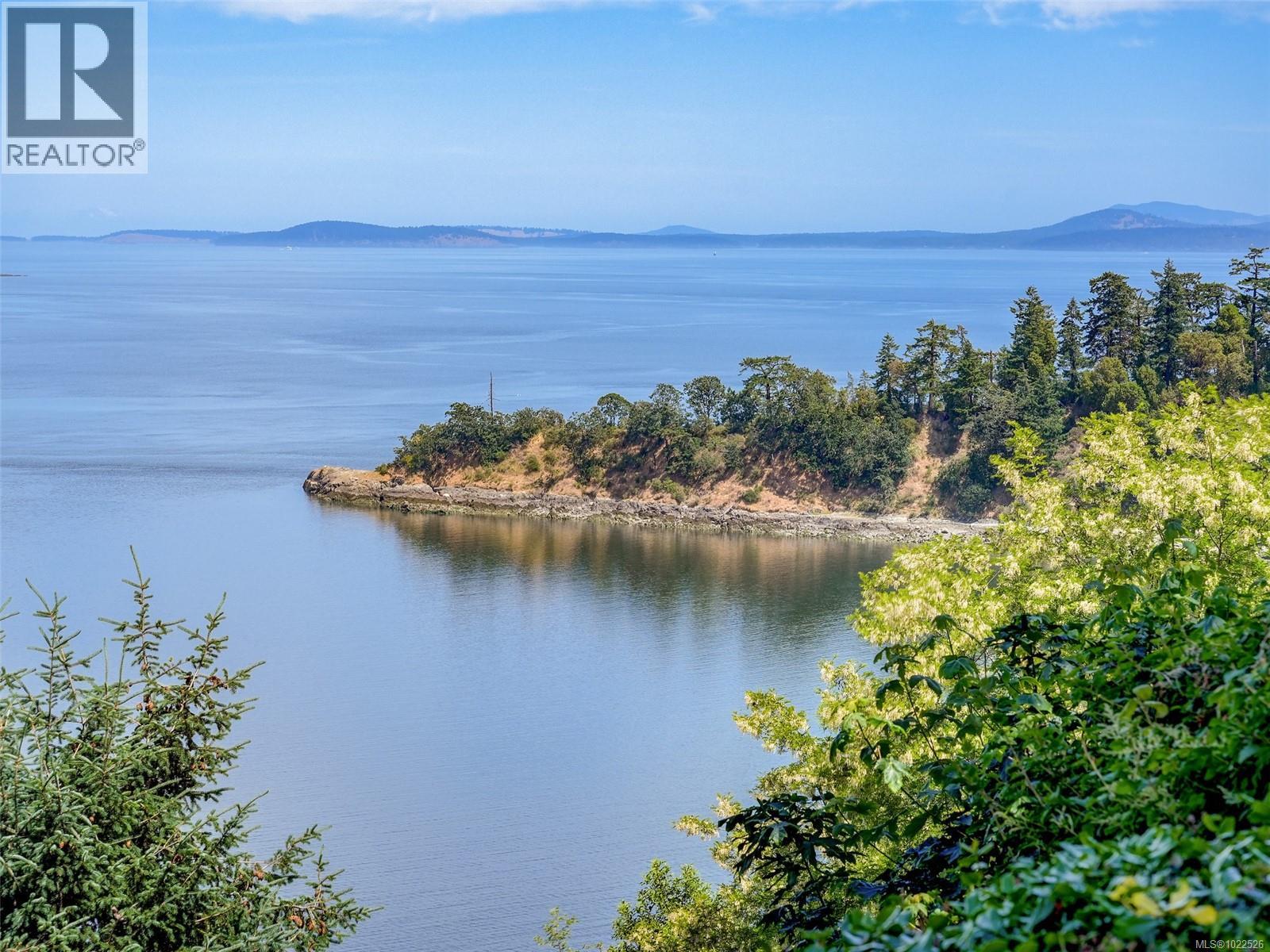 4590 Torquay Dr, Saanich