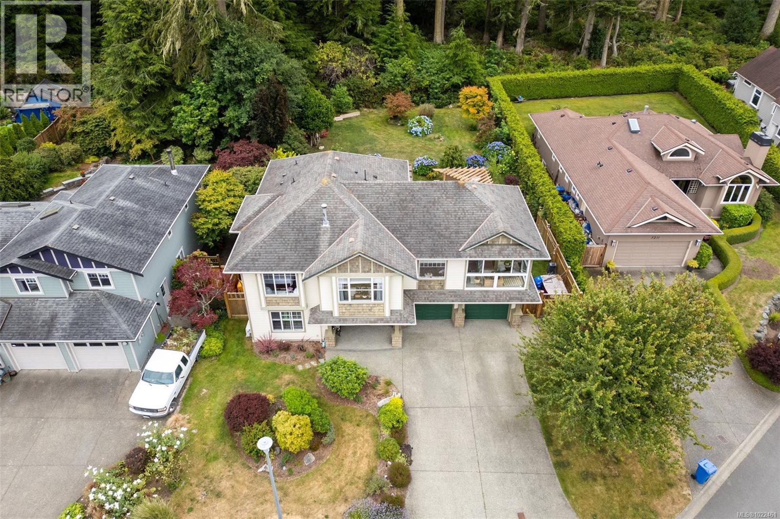 7209 Austins Pl, Sooke