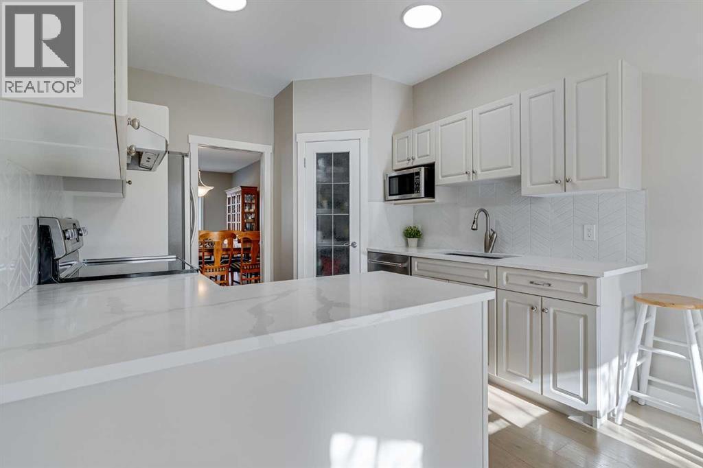 Single Family House Bungalow for Sale in  Shannon Estates Terrace SW Shawnessy Calgary 