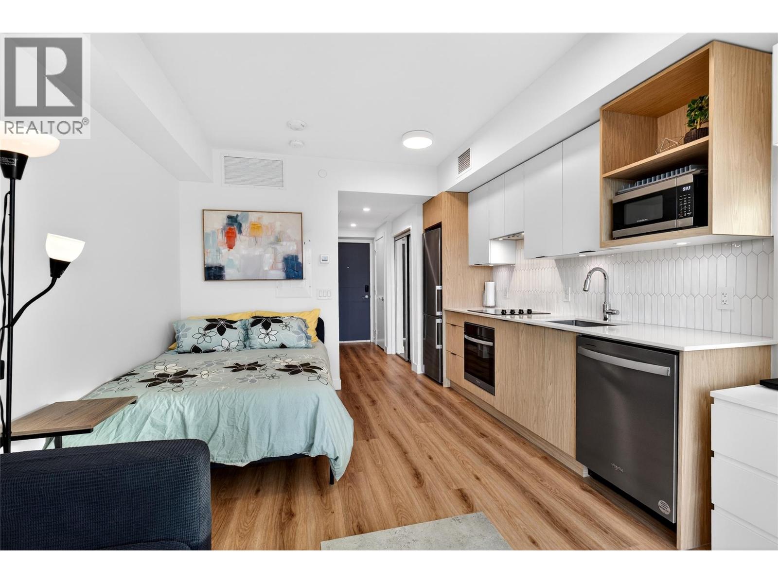 2606 1488 Bertram Street, Kelowna