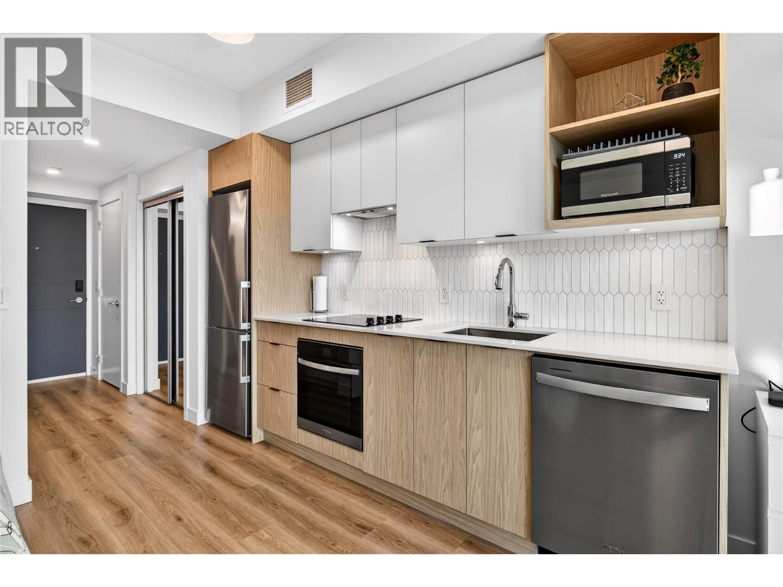 2606 1488 Bertram Street, Kelowna