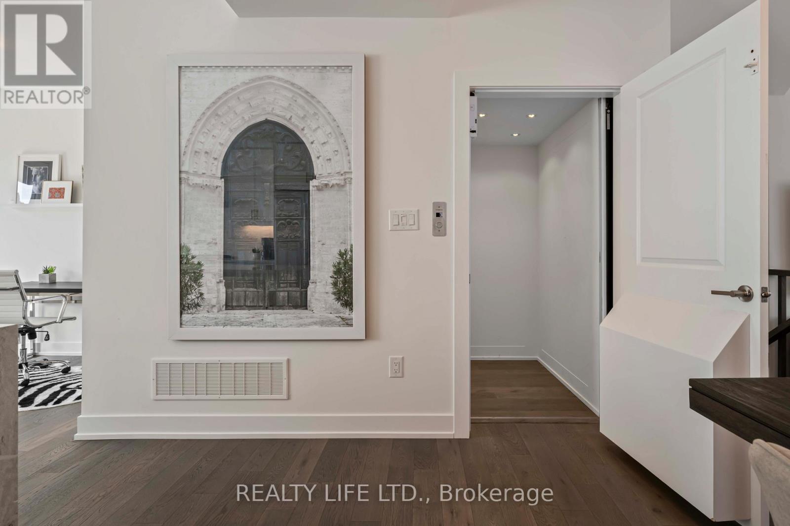 #6 2273 TURNBERRY ROAD - 14
