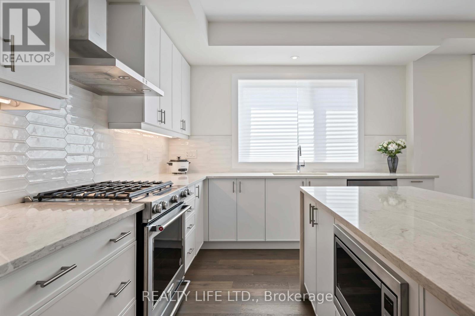 #6 2273 TURNBERRY ROAD - 21
