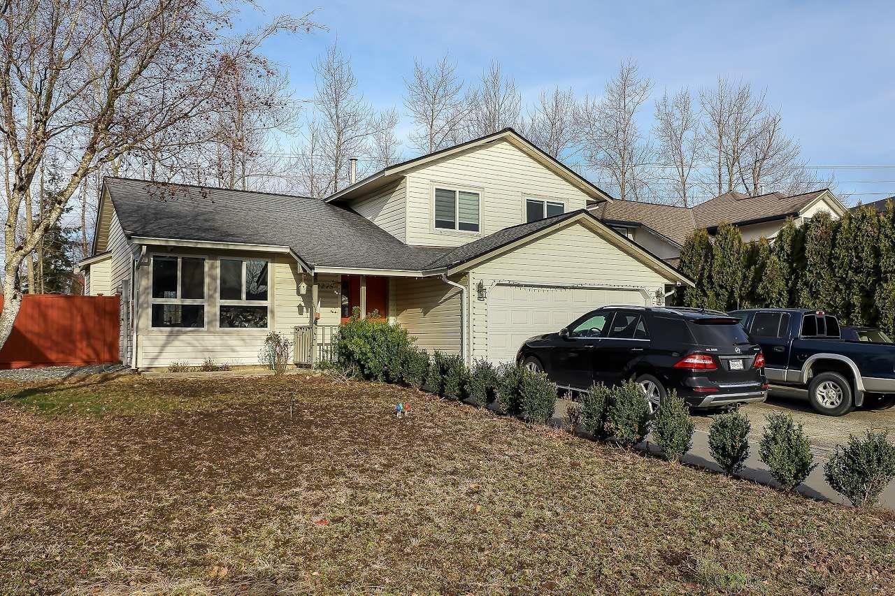 32275 CLINTON Avenue