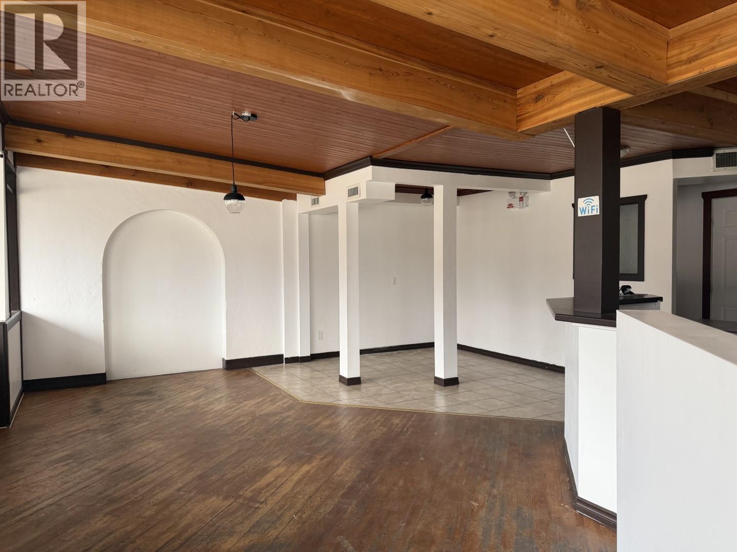 6037 MAIN Street, Oliver