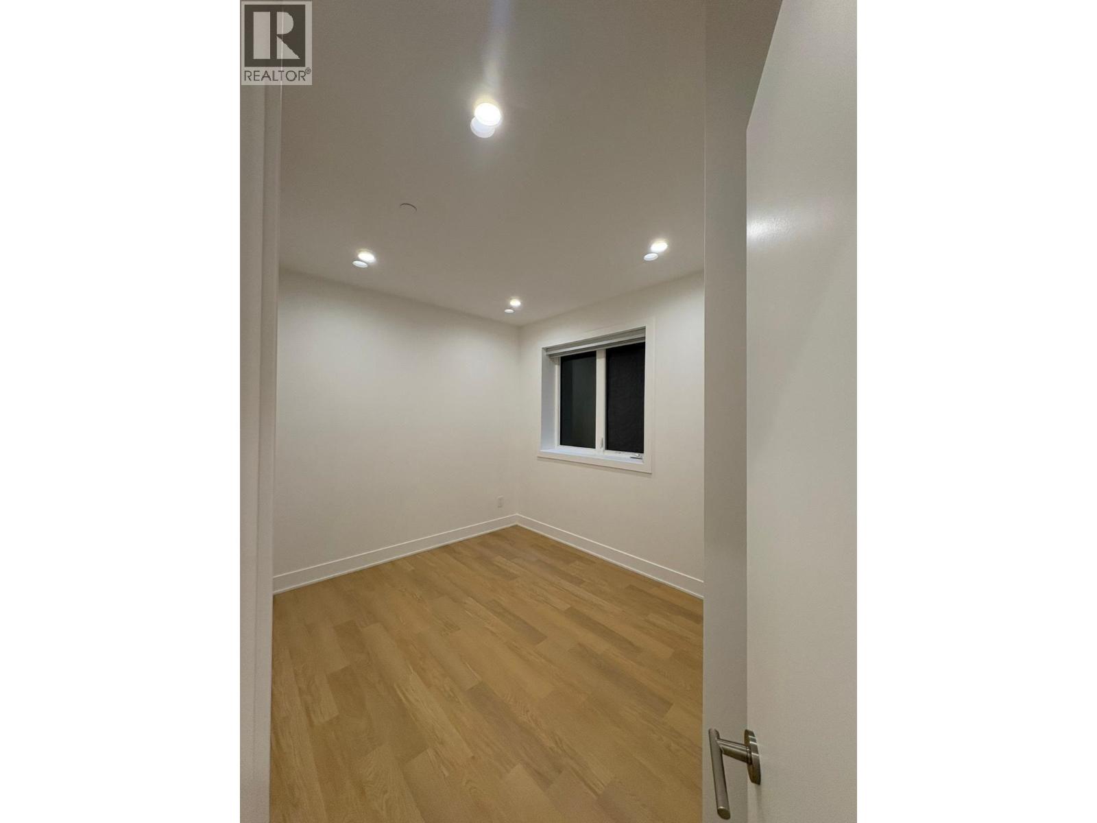 1838 MATHERS CRESCENT