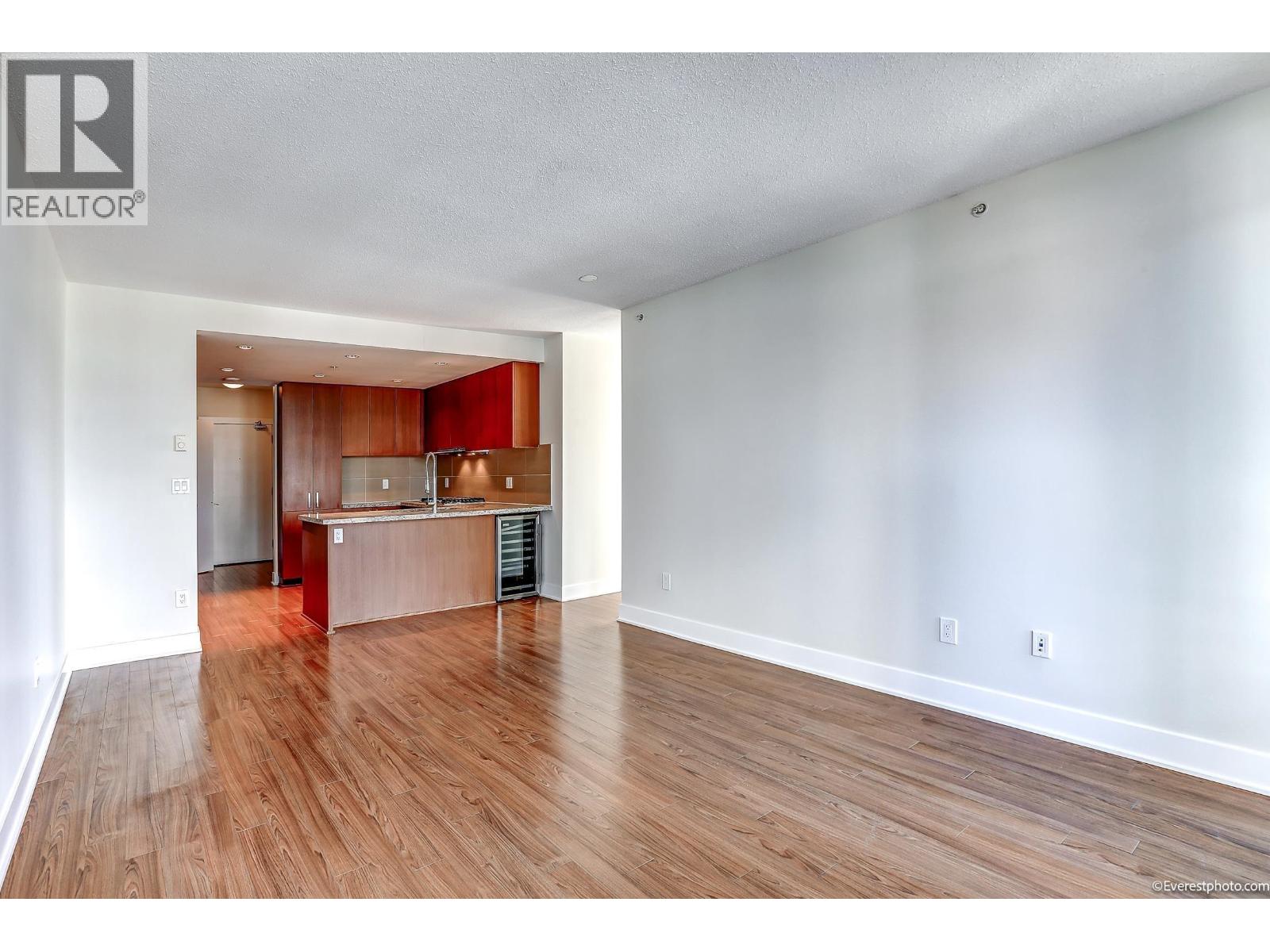 1502 1155 THE HIGH STREET, Coquitlam