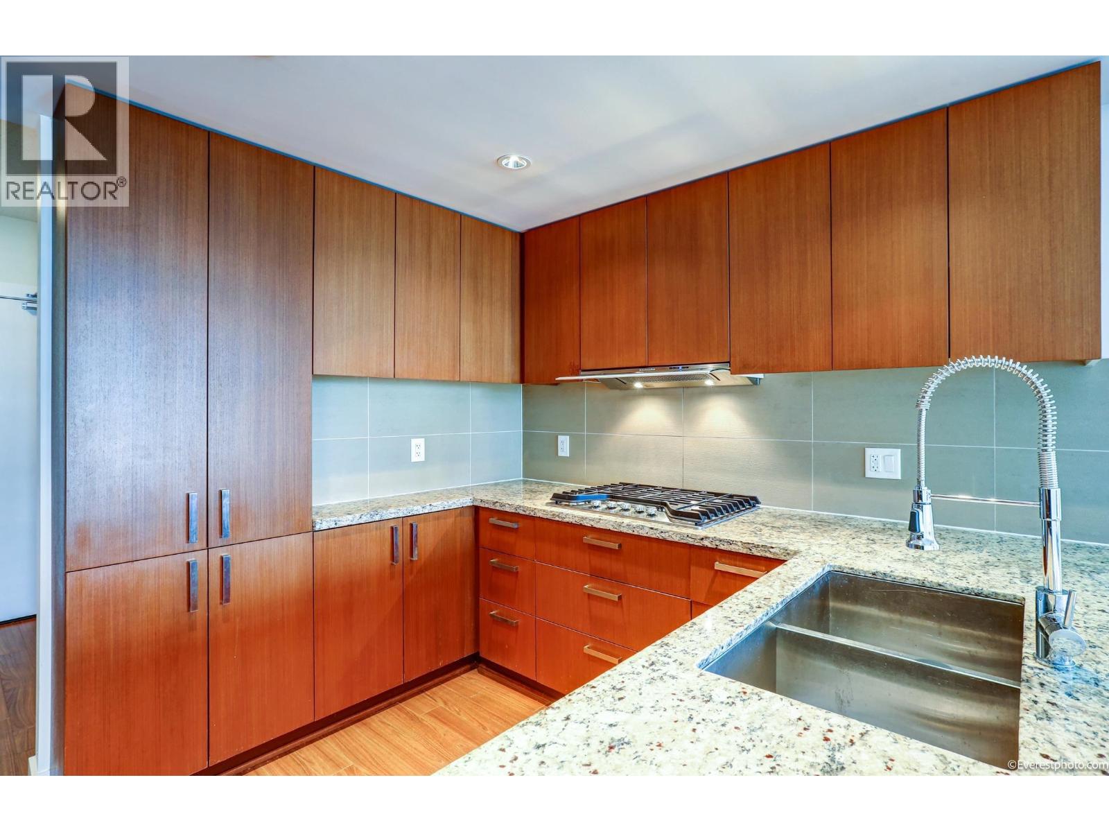 1502 1155 THE HIGH STREET, Coquitlam