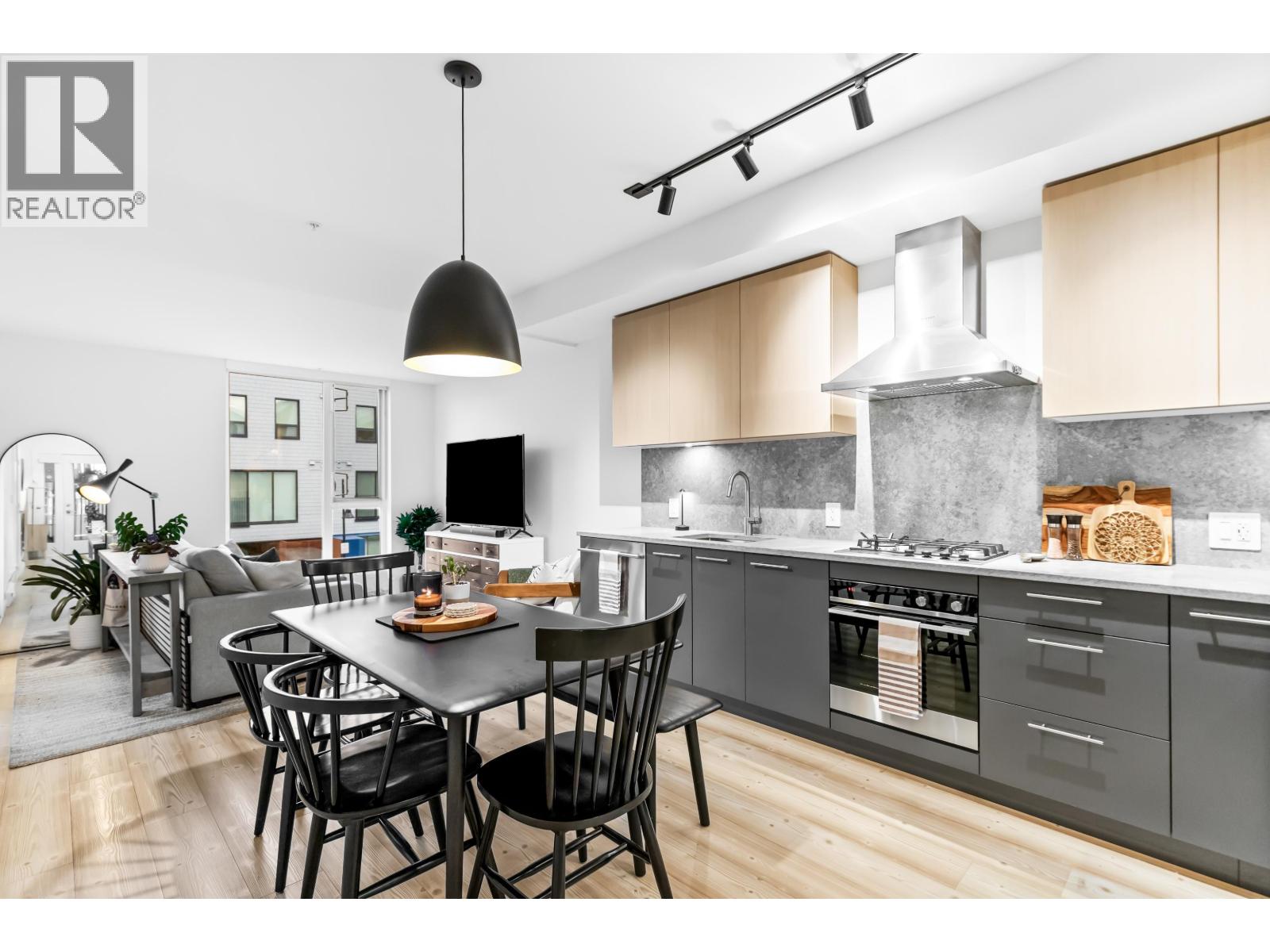 #209-251 BOUNDARY BAY Road, Delta