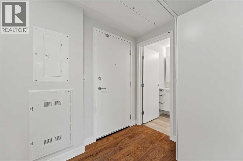 Single Family House for Sale in    Avenue NW Hillhurst Calgary 