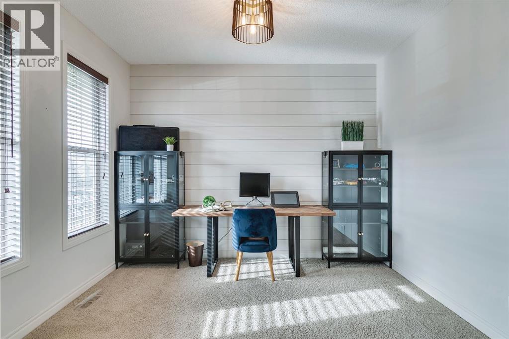 41 Heritage Drive, Cochrane