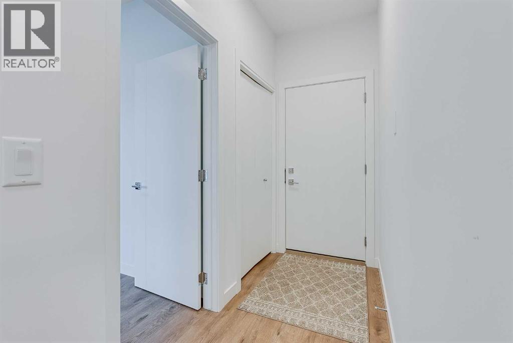 302, 6 Merganser Drive - Photo 3 of 38, Chestermere, Alberta