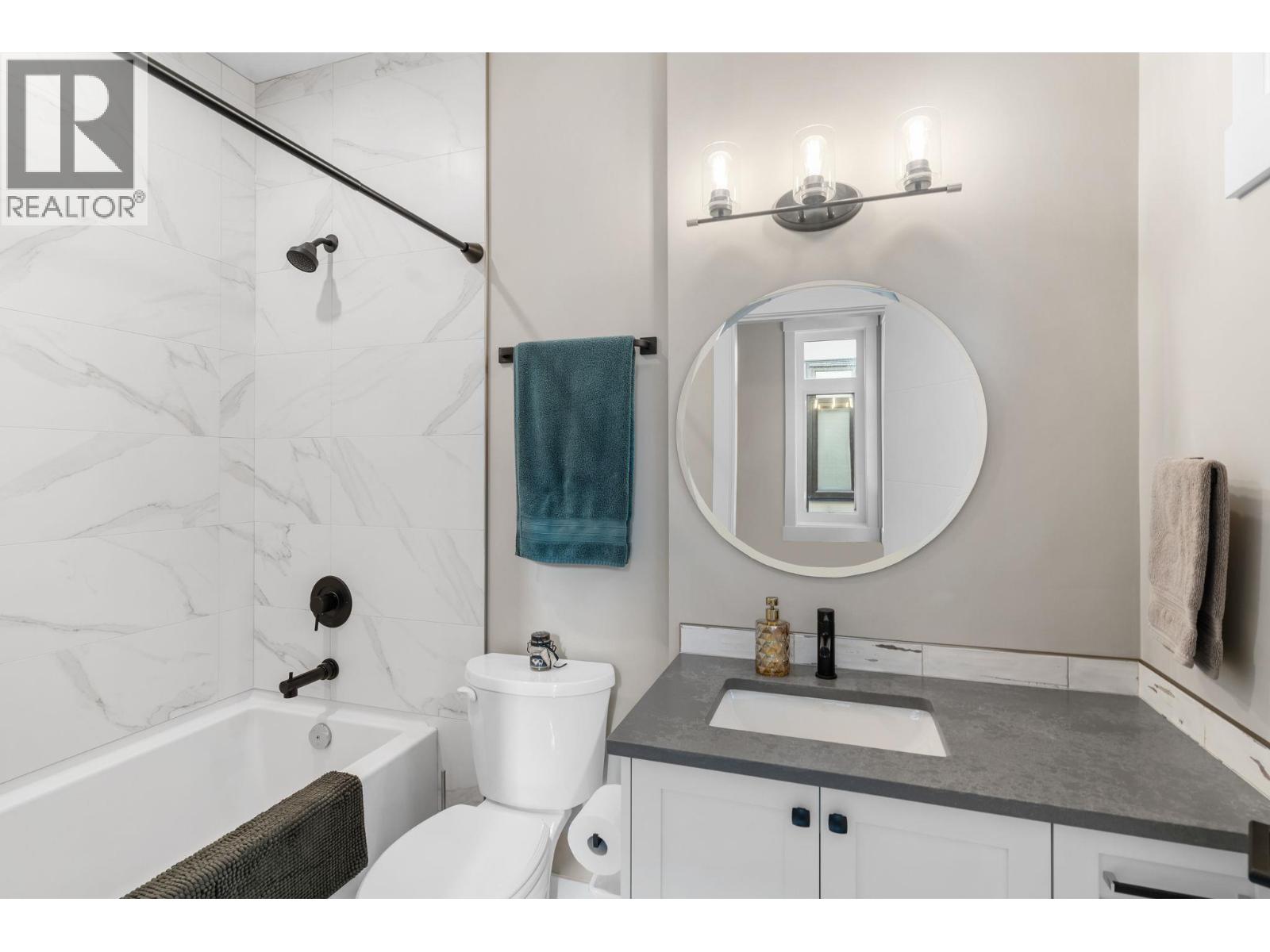 7 3220 Hilltown Drive, Kelowna