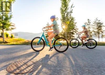 7 3220 Hilltown Drive, Kelowna