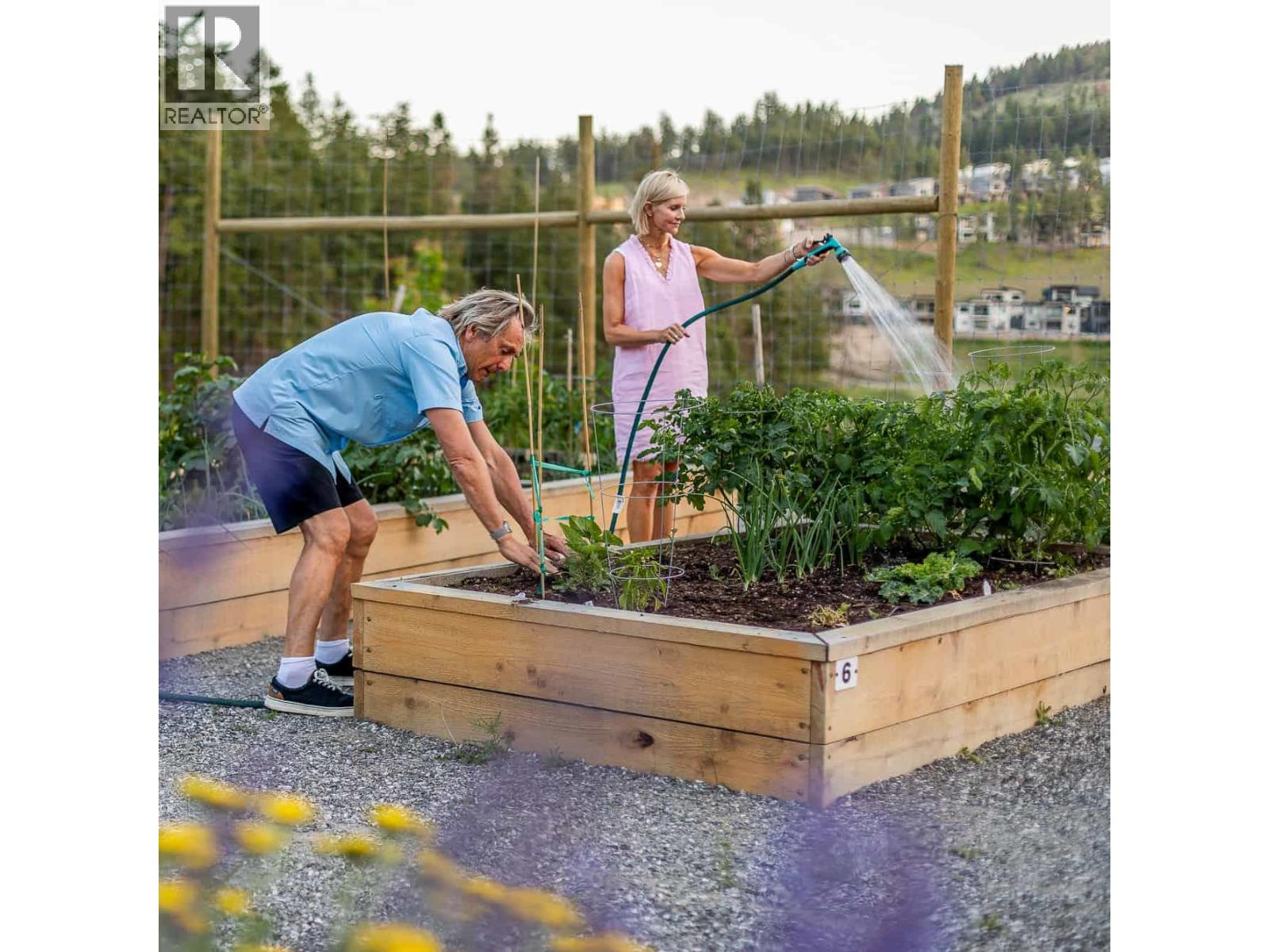 7 3220 Hilltown Drive, Kelowna