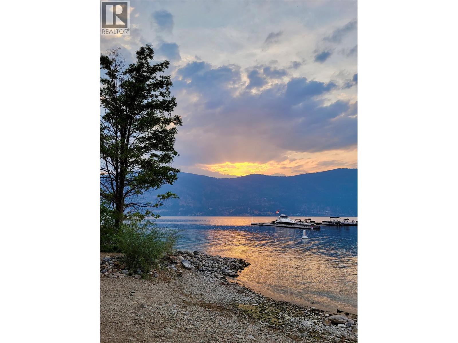 7 3220 Hilltown Drive, Kelowna