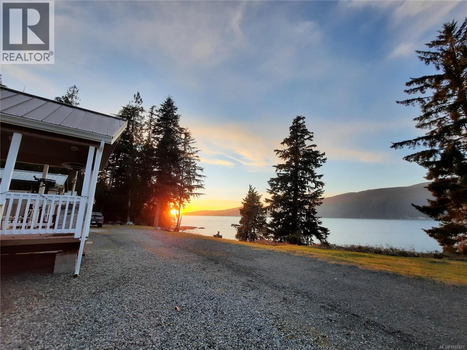 15 6340 Cerantes Rd, Port Renfrew